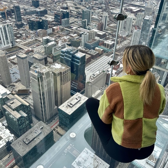 warm fuzzy jacket - Picture 2 of 2